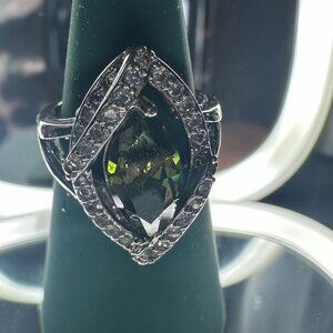 Marquise  Green and clear CZ Cocktail ring sz 7